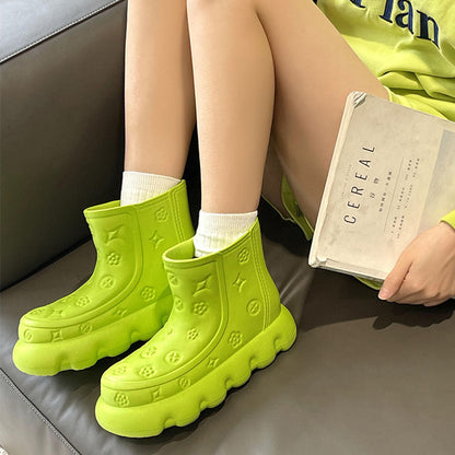 Cute Embossing Rain Boots