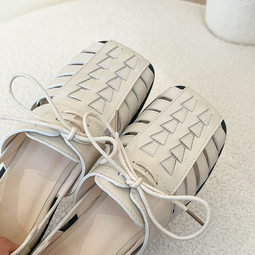 Stylish Hollow Out Weave-Like Shoes